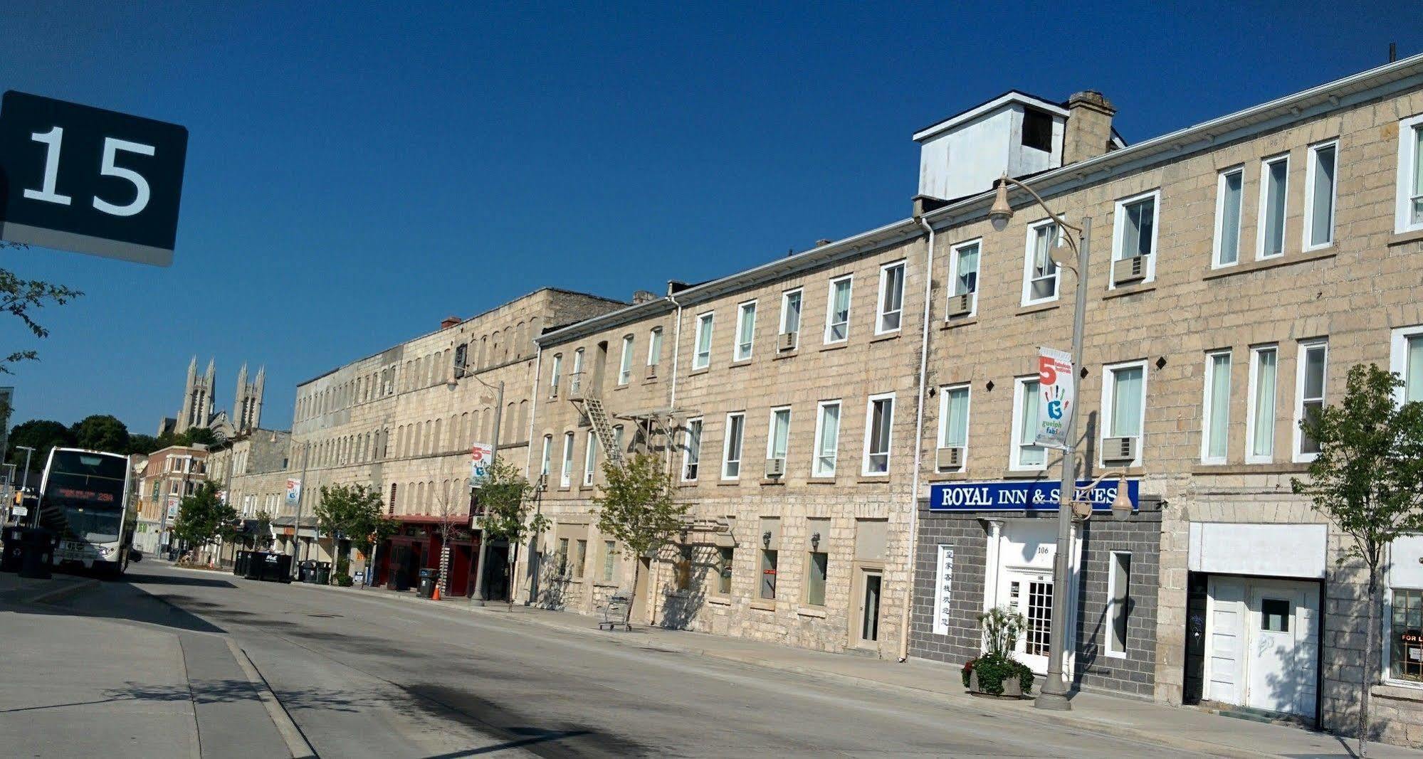 Royal Inn And Suites At Guelph Exterior photo